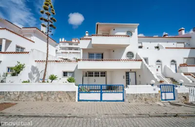 House with Stunning Sea Views!