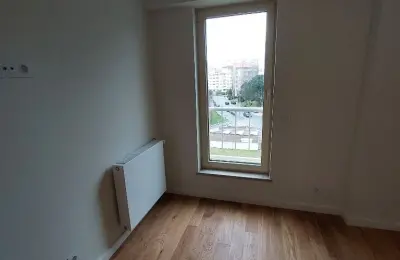 Apartamento T3 totalmente renovado (como novo), Bairro Holiywood,Porto