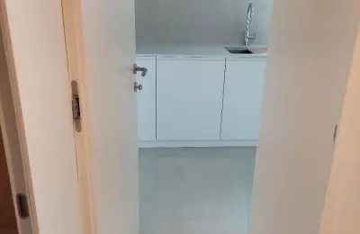Apartamento T3 totalmente renovado (como novo), Bairro Holiywood,Porto
