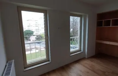 Apartamento T3 totalmente renovado (como novo), Bairro Holiywood,Porto