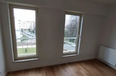 Apartamento T3 totalmente renovado (como novo), Bairro Holiywood,Porto