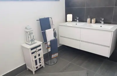 Moradia T3 com Piscina|Duas Suites|Zona Lounge| Brejoeira, Azeitão