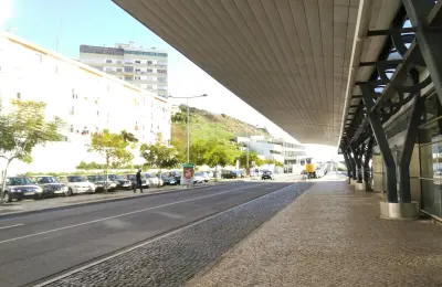 Imóvel Comercial em Agualva para Arrendar