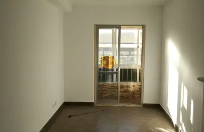 Imóvel Comercial em Agualva para Arrendar