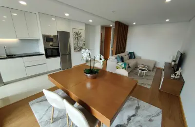 T2 como novo com Suite e Garagem junto ao Metro Vasco da Gama