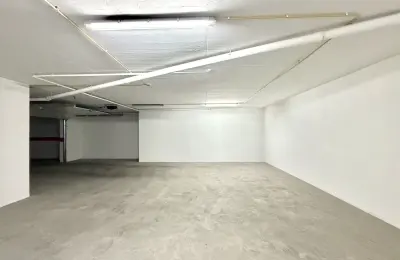 Apartamento T2 com Garagem Box para 3 carros