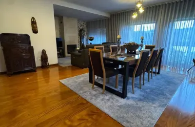 Moradia Geminada Premium em Lordelo, T3